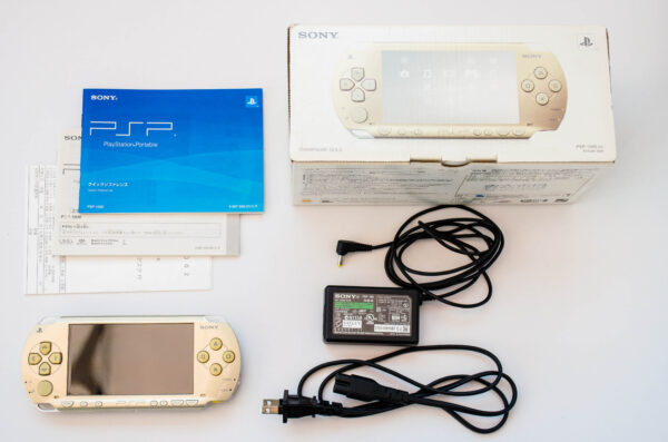 Sony Psp Gold Champagne Serie 1000 Completa en Caja Programada - Imagen 2